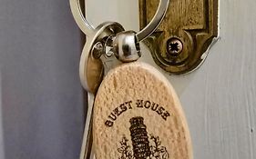 Stay In The Heart Of Pisa At Dietro Al Corso